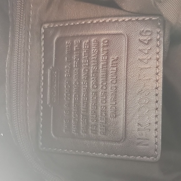 Coach Handbag Satchel Beautiful & Clean - Picture 11 of 15